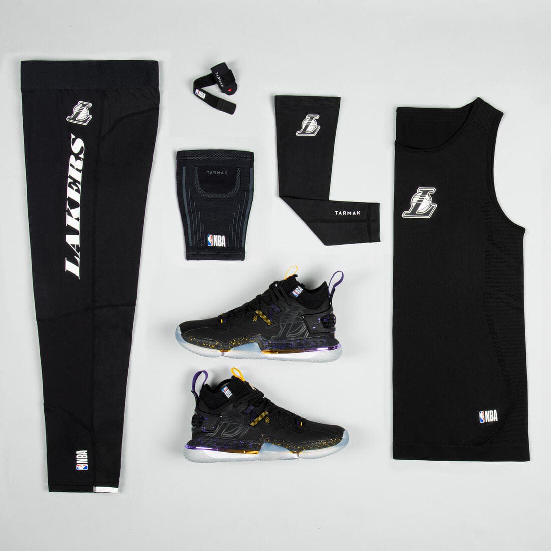 CHAUSSURES DE BASKETBALL NBA LOS ANGELES LAKERS TIGE MID - SE900