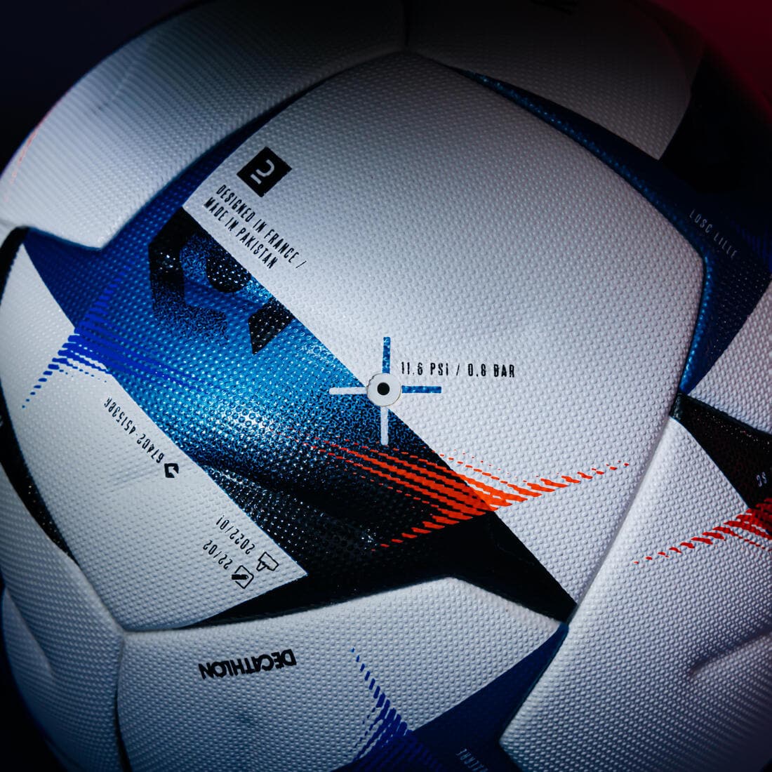 BALLON DE FOOTBALL LIGUE 2 BKT OFFICIEL MATCH BALL 2022 AVEC BOÎTE