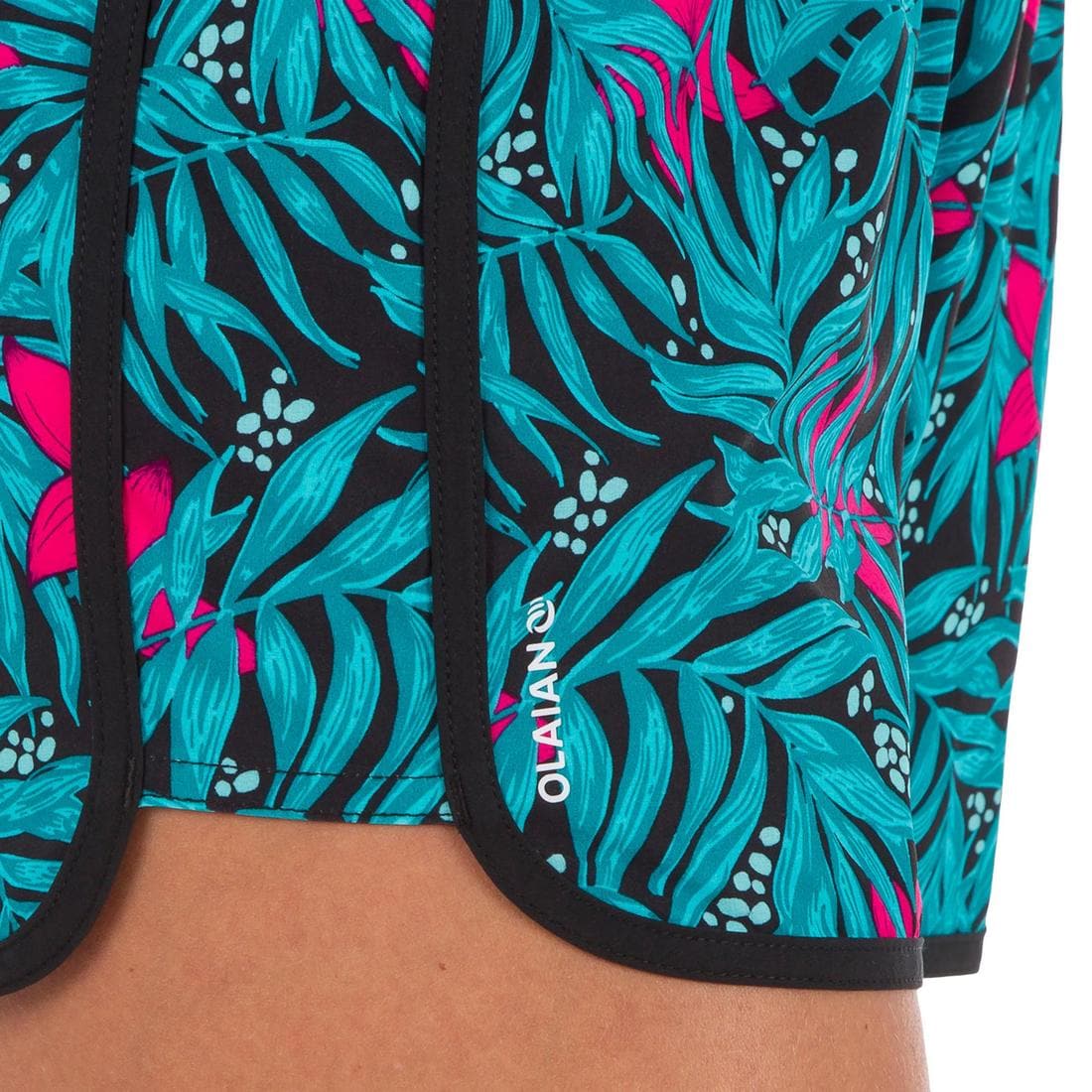 Boardshort surf femme TINI CORAIL avec ceinture élastiquée et cordon de serrage