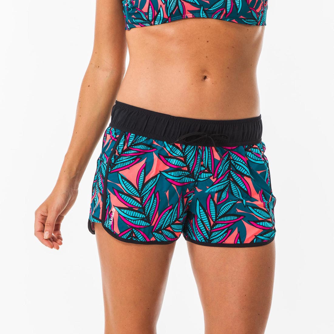 Boardshort surf femme TINI CORAIL avec ceinture élastiquée et cordon de serrage