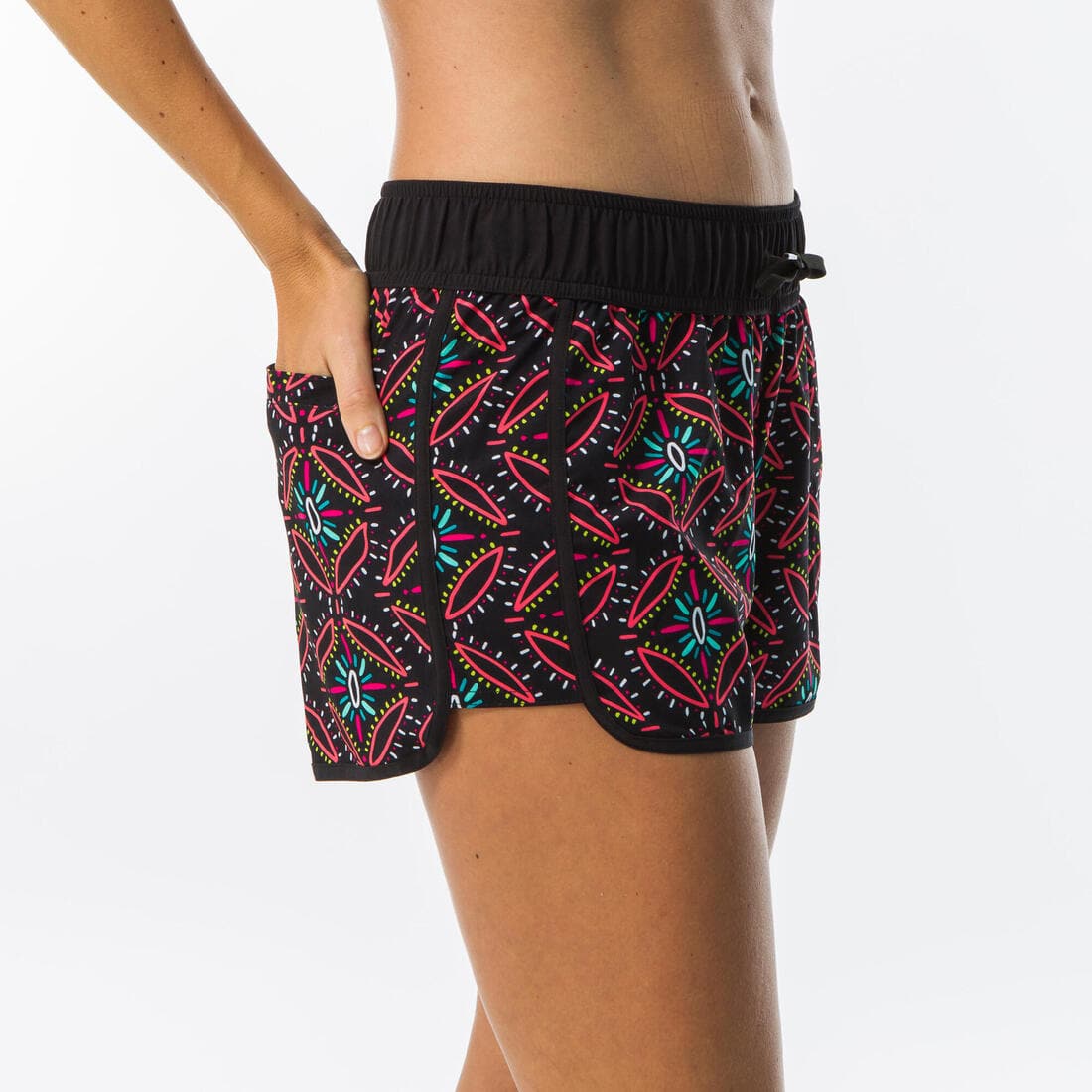 Boardshort surf femme TINI CORAIL avec ceinture élastiquée et cordon de serrage