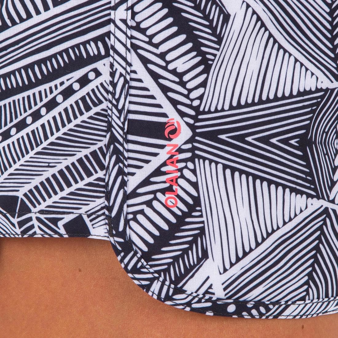 Boardshort surf femme TINI CORAIL avec ceinture élastiquée et cordon de serrage